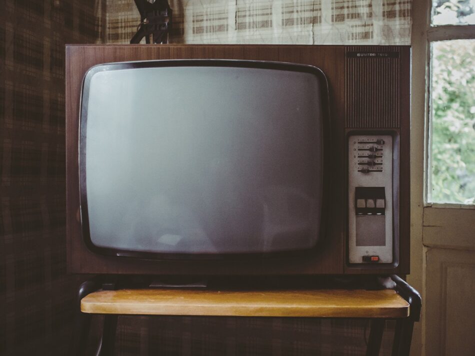 old box TV.